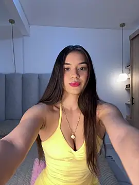 Snapshot of Valentina_lux1 chatting on July 15, 2026, 4:36 pm Valentina lux1 online show from July 15, 2026, 4:36 pm