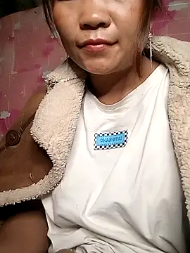 maymay121 online show from March 18, 2026, 8:10 pm