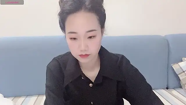 Yueyue-788 online show from March 26, 2026, 4:11 am