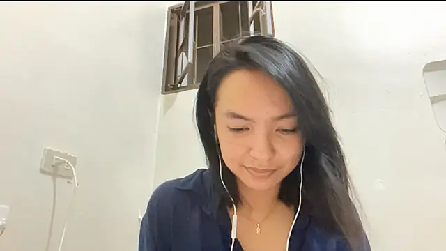 NoreenPierotti online show from April 13, 2026, 1:15 pm