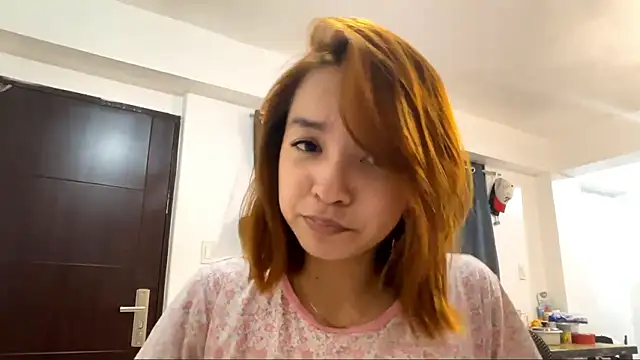 NoreenPierotti online show from March 19, 2026, 1:33 pm