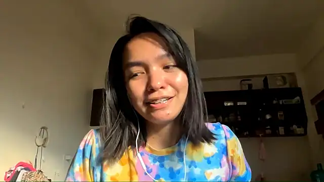 NoreenPierotti online show from April 14, 2026, 8:30 am