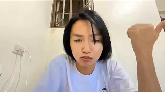 NoreenPierotti online show from March 25, 2026, 2:12 am