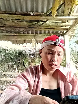 NIANIAKUTE online show from April 4, 2026, 1:12 am