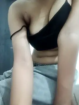 Snapshot of Candyy_crushh chatting on April 27, 2026, 1:09 pm Candyy crushh online show from April 27, 2026, 1:09 pm