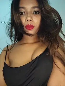 Candyy crushh online show from June 15, 2026, 3:40 am