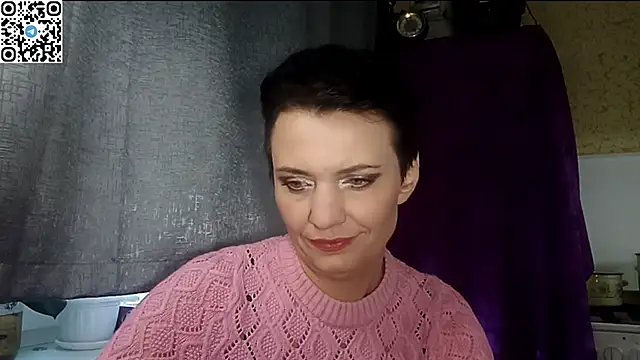 Snapshot of HotMamaQueen234 chatting on April 25, 2026, 1:41 pm HotMamaQueen234 online show from April 25, 2026, 1:41 pm