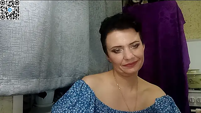 Snapshot of HotMamaQueen234 chatting on April 30, 2026, 9:08 pm HotMamaQueen234 online show from April 30, 2026, 9:08 pm