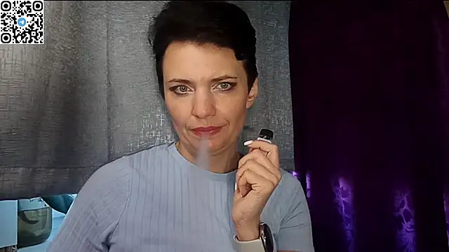 Snapshot of HotMamaQueen234 chatting on May 4, 2026, 3:48 pm HotMamaQueen234 online show from May 4, 2026, 3:48 pm