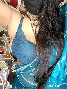 Snapshot of Miss_roohi chatting on May 2, 2026, 5:45 am Miss roohi online show from May 2, 2026, 5:45 am