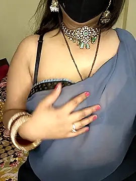 Snapshot of Miss_roohi chatting on April 20, 2026, 5:54 am Miss roohi online show from April 20, 2026, 5:54 am