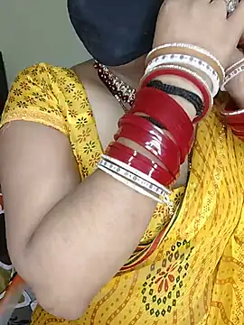 Snapshot of Miss_roohi chatting on May 28, 2026, 6:10 am Miss roohi online show from May 28, 2026, 6:10 am