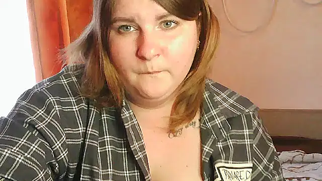 Snapshot of Minisstra chatting on April 11, 2026, 3:16 pm Minisstra online show from April 11, 2026, 3:16 pm