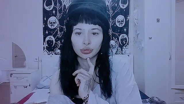 Snapshot of AllisonDeetz chatting on April 28, 2026, 7:07 pm AllisonDeetz online show from April 28, 2026, 7:07 pm