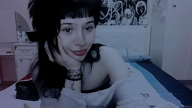 Snapshot of AllisonDeetz chatting on April 25, 2026, 5:10 pm AllisonDeetz online show from April 25, 2026, 5:10 pm