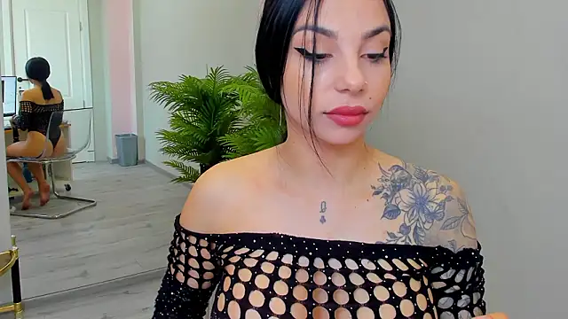 MissSiennaa online show from March 18, 2026, 7:00 am