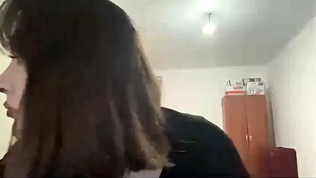 kiravings online show from March 31, 2026, 4:20 pm