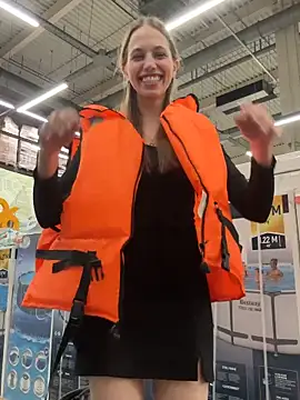 Snapshot of Olivia_Jemison chatting on April 16, 2026, 6:58 am Olivia Jemison online show from April 16, 2026, 6:58 am