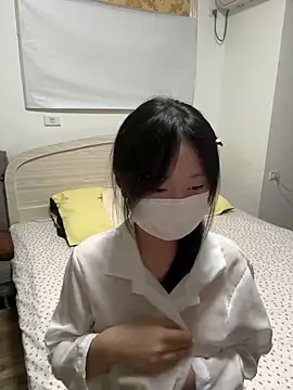 qingqingbaobei online show from May 17, 2026, 3:12 pm
