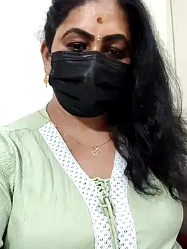 aishu mallu tamil online show from April 8, 2026, 8:10 pm