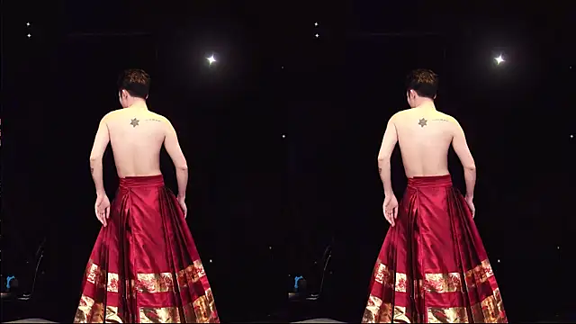 Snapshot of LookingBoy-001 chatting on April 4, 2026, 7:04 am LookingBoy-001 online show from April 4, 2026, 7:04 am