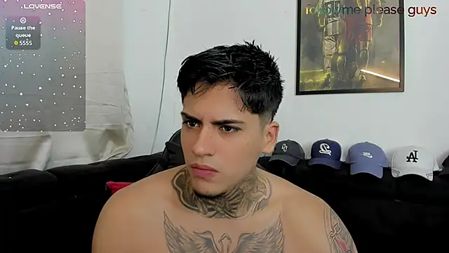 Snapshot of sweetlatinoboy chatting on May 24, 2026, 11:54 am sweetlatinoboy online show from May 24, 2026, 11:54 am