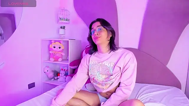 Snapshot of Keita_Moon chatting on April 1, 2026, 1:41 pm Keita Moon online show from April 1, 2026, 1:41 pm