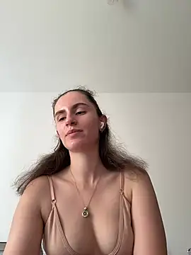 Snapshot of starlight_mo chatting on July 15, 2026, 2:24 pm starlight mo online show from July 15, 2026, 2:24 pm