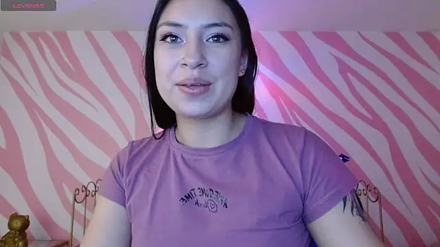 Snapshot of Scarlet_queen4 chatting on April 8, 2026, 1:12 pm Scarlet queen4 online show from April 8, 2026, 1:12 pm