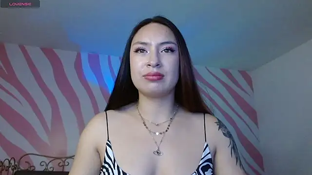 Snapshot of Scarlet_queen4 chatting on May 4, 2026, 1:03 pm Scarlet queen4 online show from May 4, 2026, 1:03 pm