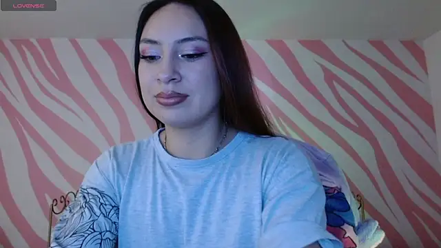 Snapshot of Scarlet_queen4 chatting on April 6, 2026, 1:12 pm Scarlet queen4 online show from April 6, 2026, 1:12 pm