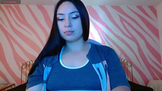 Snapshot of Scarlet_queen4 chatting on March 31, 2026, 1:13 pm Scarlet queen4 online show from March 31, 2026, 1:13 pm