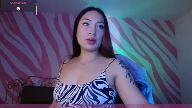 Snapshot of Scarlet_queen4 chatting on April 16, 2026, 1:12 pm Scarlet queen4 online show from April 16, 2026, 1:12 pm