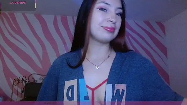 Snapshot of Scarlet_queen4 chatting on April 17, 2026, 1:14 pm Scarlet queen4 online show from April 17, 2026, 1:14 pm