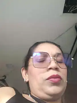 Snapshot of Melisa_14 chatting on April 15, 2026, 4:00 pm Melisa 14 online show from April 15, 2026, 4:00 pm