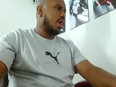 Snapshot of Alessandro_Hamed chatting on March 26, 2026, 1:20 pm Alessandro Hamed online show from March 26, 2026, 1:20 pm