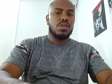 Snapshot of Alessandro_Hamed chatting on March 28, 2026, 2:18 pm Alessandro Hamed online show from March 28, 2026, 2:18 pm