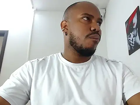 Snapshot of Alessandro_Hamed chatting on April 11, 2026, 1:37 pm Alessandro Hamed online show from April 11, 2026, 1:37 pm