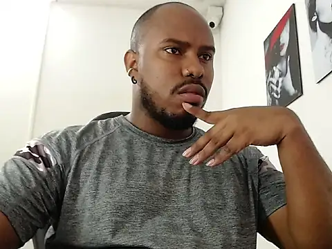 Snapshot of Alessandro_Hamed chatting on April 13, 2026, 1:26 pm Alessandro Hamed online show from April 13, 2026, 1:26 pm