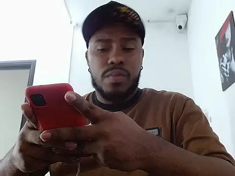 Snapshot of Alessandro_Hamed chatting on March 21, 2026, 1:37 pm Alessandro Hamed online show from March 21, 2026, 1:37 pm