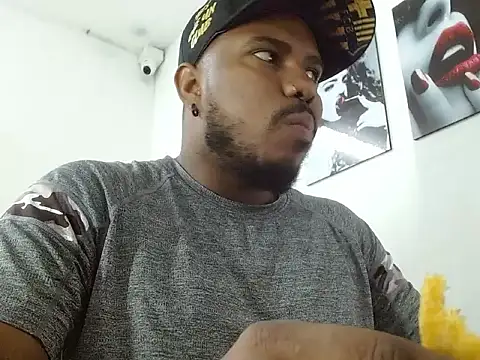 Snapshot of Alessandro_Hamed chatting on March 20, 2026, 1:45 pm Alessandro Hamed online show from March 20, 2026, 1:45 pm