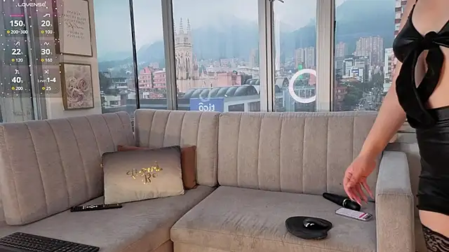 shy-vibes online show from April 15, 2026, 7:58 pm