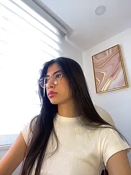 Snapshot of Sora_mai chatting on March 20, 2026, 2:29 pm Sora mai online show from March 20, 2026, 2:29 pm