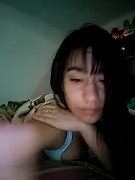 cristaal pink online show from April 3, 2026, 11:11 pm