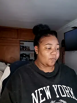 Daddyss girl1 online show from April 1, 2026, 5:20 am