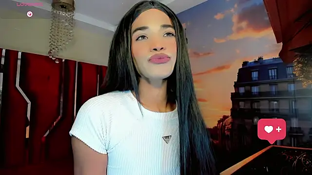 Snapshot of Paola_Delfino chatting on May 16, 2026, 10:42 pm Paola Delfino online show from May 16, 2026, 10:42 pm