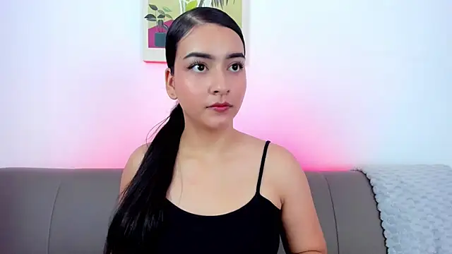 sweet aura31 online show from April 10, 2026, 9:00 pm