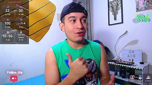 Max Parkerr online show from March 25, 2026, 1:54 pm