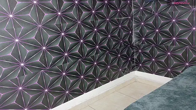 AryahMoonn online show from March 29, 2026, 3:41 am