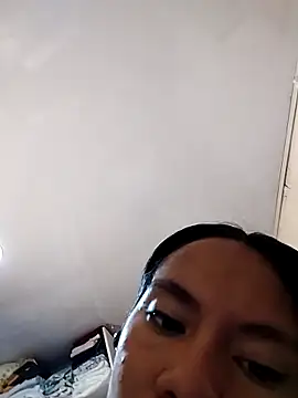 Scarleth moon online show from April 14, 2026, 1:32 am